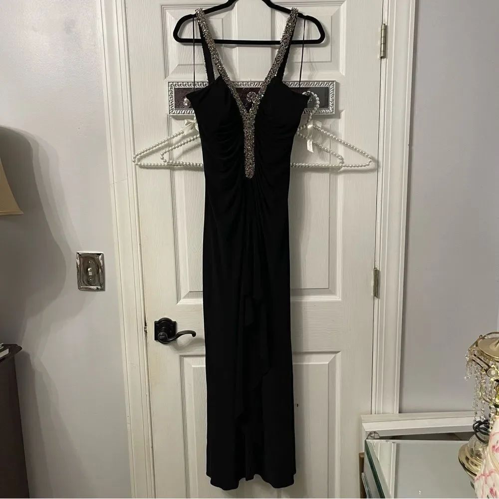 Elegant Black Evening Dress